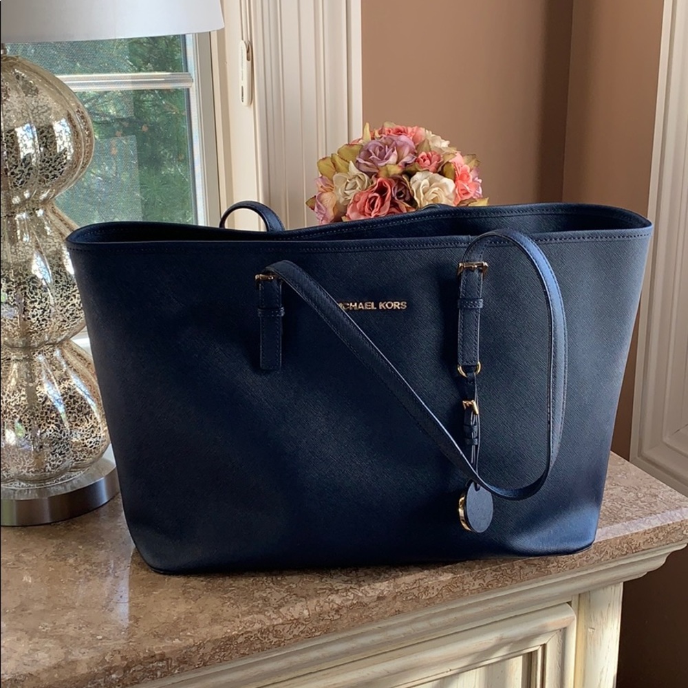 Michael Kors navy tote